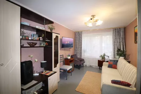 3-к кв. Алтайский край, Барнаул ул. Веры Кащеевой, 12 (66.1 м)