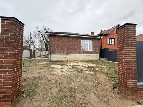 Дом в Ростовская область, Аксай ул. Луначарского (100 м)