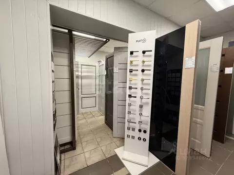 Торговая площадь в Смоленская область, Ярцево ул. Максима Горького, 13 ...