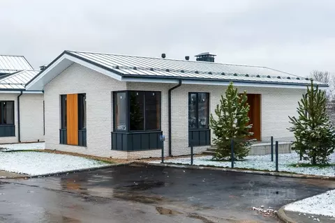 Коттедж в Московская область, Клин городской округ, д. Тиликтино  (90 ...