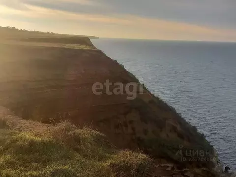 Участок в Крым, Ленинский район, Семисотское с/пос, с. Каменское ул. ...