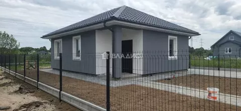 Дом в Калининградская область, Гурьевский муниципальный округ, пос. ...