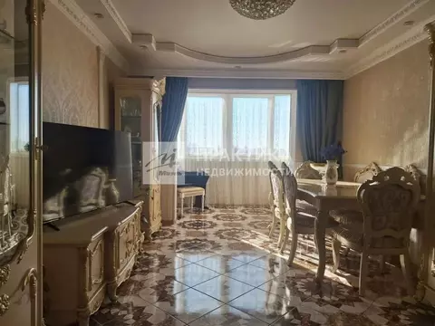 Продается 3-комнатная квартира