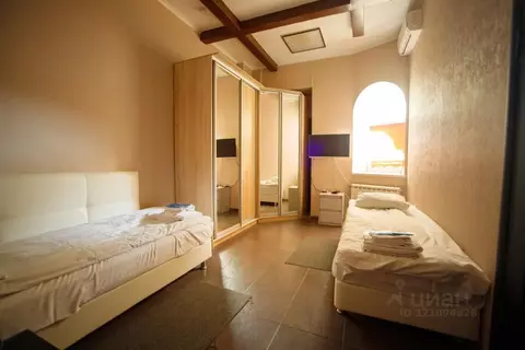 Комната Москва 1-й Угрешский проезд, 2 (16.0 м)