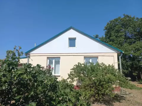 Дом в Крым, Кировский район, с. Журавки ул. Ленина (80 м)