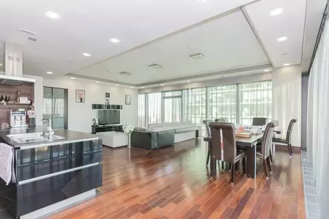 3-к кв. Москва наб. Пресненская, 8с1 (220.0 м)