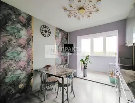 Продается 3-комнатная квартира