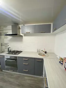 2-к кв. Удмуртия, Воткинск 1 Мая ул., 8 (49.0 м)