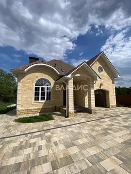 Дом в Белгородская область, Белгородский район, Тавровское с/пос, с. ...