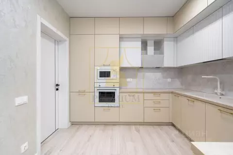 3-к кв. Санкт-Петербург просп. Маршала Блюхера, 3к3 (70.0 м)