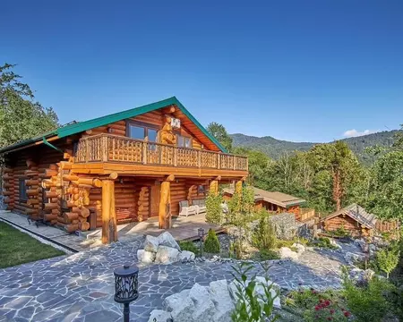 Дом в Краснодарский край, Сочи Красная Поляна пгт, ул. Дальняя (380 м)