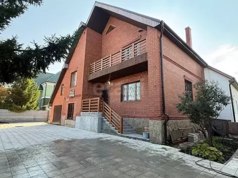 Дом в Свердловская область, Екатеринбург муниципальное образование, с. ...