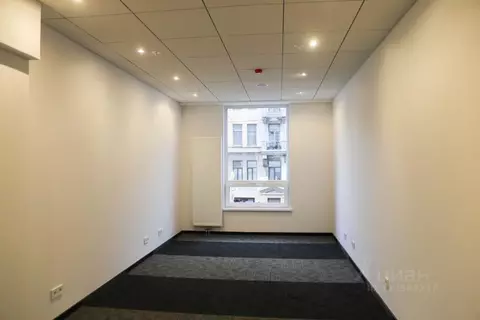 Офис в Санкт-Петербург Социалистическая ул., 21 (20 м)