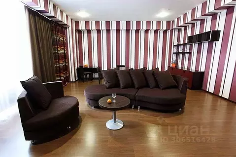 Комната Тюменская область, Тюмень ул. Коммуны, 22к1 (10.0 м)