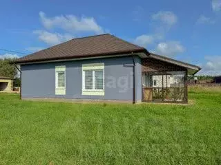 Дом в Ярославская область, Ярославский муниципальный округ, д. Ларино ...