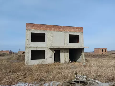 Дом в Красноярский край, Емельяновский район, Шуваевский сельсовет, ...