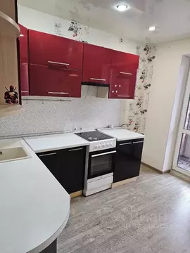 1-к кв. Омская область, Омск просп. Комарова, 21 (40.0 м)