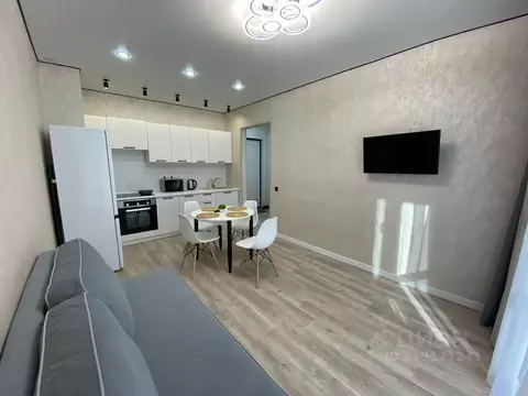 2-к кв. Татарстан, Казань ул. Рашида Нежметдинова, 11к4 (54.0 м)