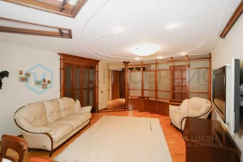 4-к кв. Омская область, Омск ул. Маршала Жукова, 105 (140.6 м)