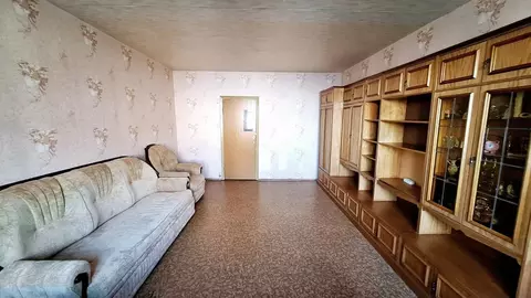 Продается 4-комнатная квартира