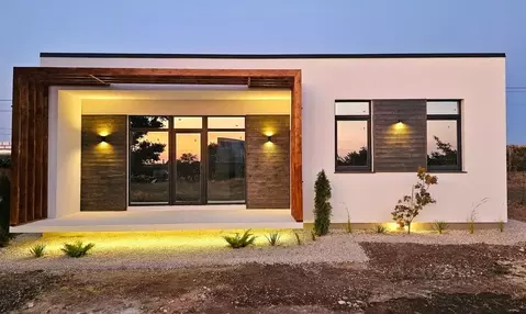 Дом в Крым, Симферопольский район, Трудовское с/пос, Бытовик-Северный ...