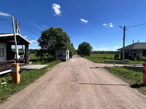Дом в Ленинградская область, Выборгский район, Рощинское городское ...