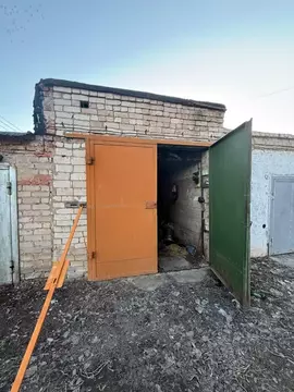 Гараж в Оренбургская область, Оренбург Форштадт мкр, ул. Потехина, 35 ...