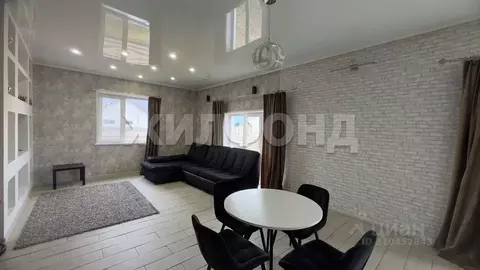 Дом в Хакасия, Усть-Абаканский район, с. Калинино ул. Взлетная (326 м)