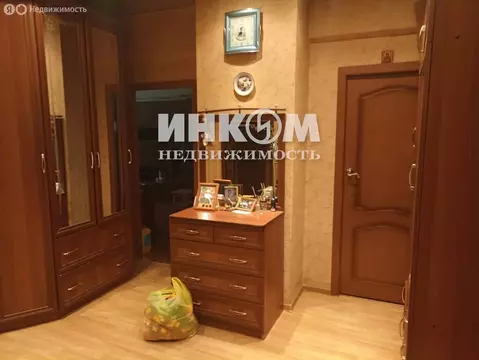 4-комнатная квартира: Москва, улица Маршала Вершинина, 9 (100 м)