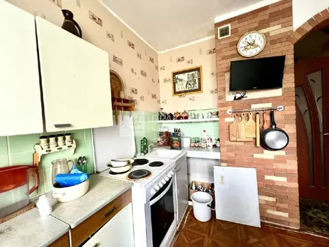 Продается 2-комнатная квартира