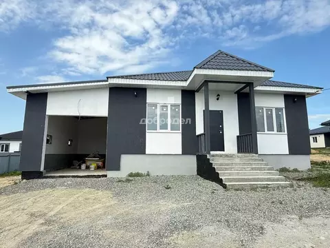 Дом в Свердловская область, Сысертский муниципальный округ, с. ...