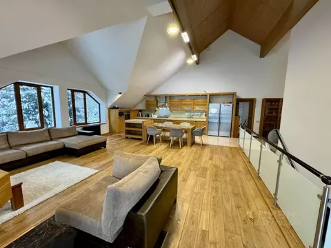 Дом в Москва д. Десна, Юпитер СНТ, 9 (410 м)