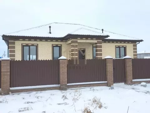 Дом в Омская область, Омский район, пос. Магистральный, Медведково кп ...