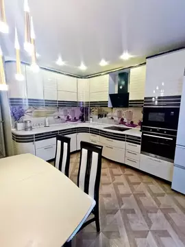 3-к кв. Москва ул. Маршала Савицкого, 12к1 (100.0 м)