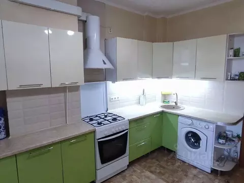 3-к кв. Крым, Симферополь ул. Камская, 31 (96.0 м)