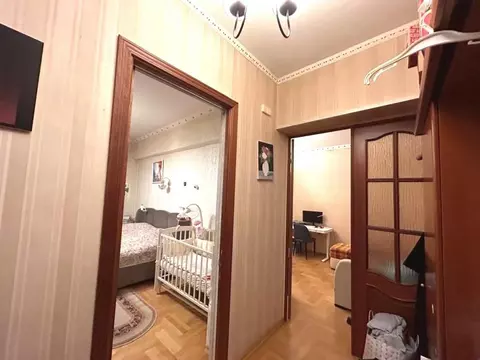 Продается 2-комнатная квартира