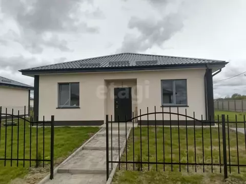 Дом в Калининградская область, Гурьевский муниципальный округ, пос. ...