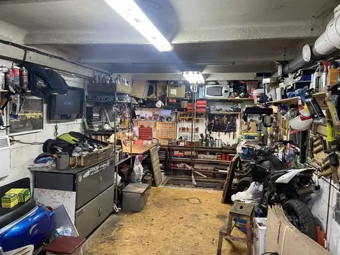 Гараж в Москва Смольная ул., 28С2 (36 м)