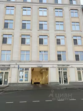 Гараж в Санкт-Петербург Смольный просп., 17 (13 м)