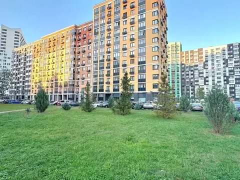 2-к кв. Москва ул. Юлиана Семенова, 8к2 (57.0 м)