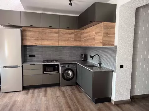 3-к кв. Севастополь ул. Генерала Мельника, 68 (75.0 м)