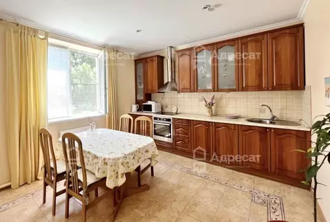 Дом в Волгоградская область, Среднеахтубинский район, Куйбышевское ...