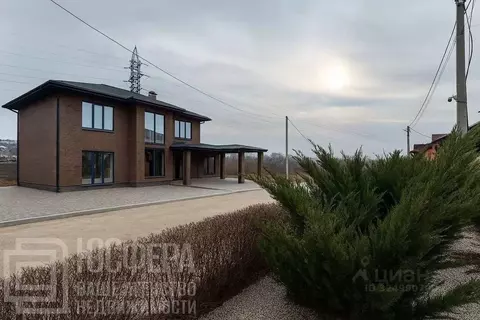 Коттедж в Волгоградская область, Волгоград Думская ул., 24 (288 м)