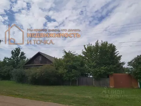 Дом в Башкортостан, Илишевский район, Базитамакский сельсовет, д. ...