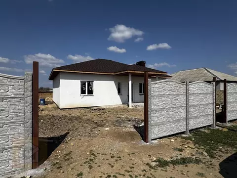 Дом в Крым, Сакский район, с. Суворовское ул. Дачная, 20А (125 м)