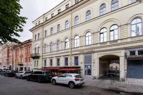 2-к кв. Санкт-Петербург Большая Конюшенная ул., 5 (90.0 м)