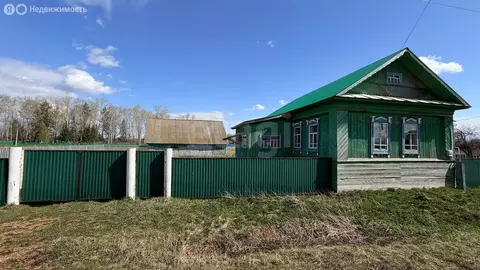 Дом в Бураевский район, Кушманаковский сельсовет, деревня Каратамак ...