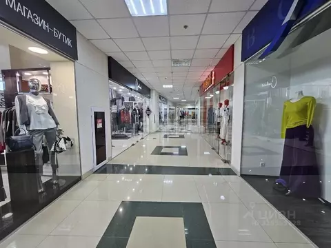 Торговая площадь в Крым, Симферополь ул. Набережная имени 60-летия ...