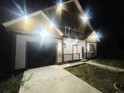 Дом в Иркутская область, Иркутский муниципальный округ, с. Хомутово ...