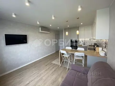 2-к кв. Тюменская область, Тюмень ул. Газовиков, 44 (58.0 м)